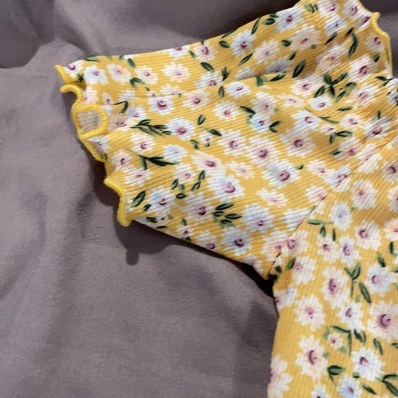 Shein form fitting floral dress - Picture 3 of 3